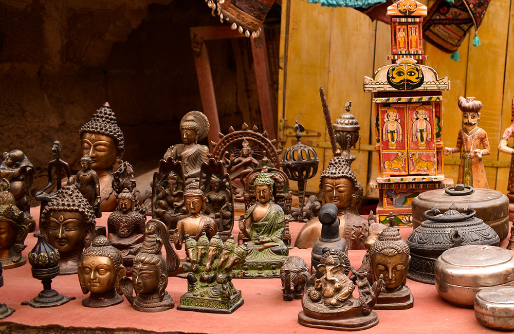 antique idols